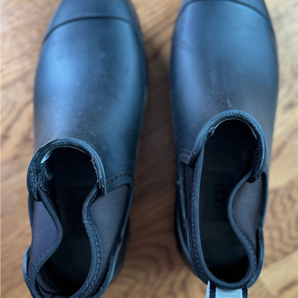 UGG waterproof ankle rain boots. never worn!